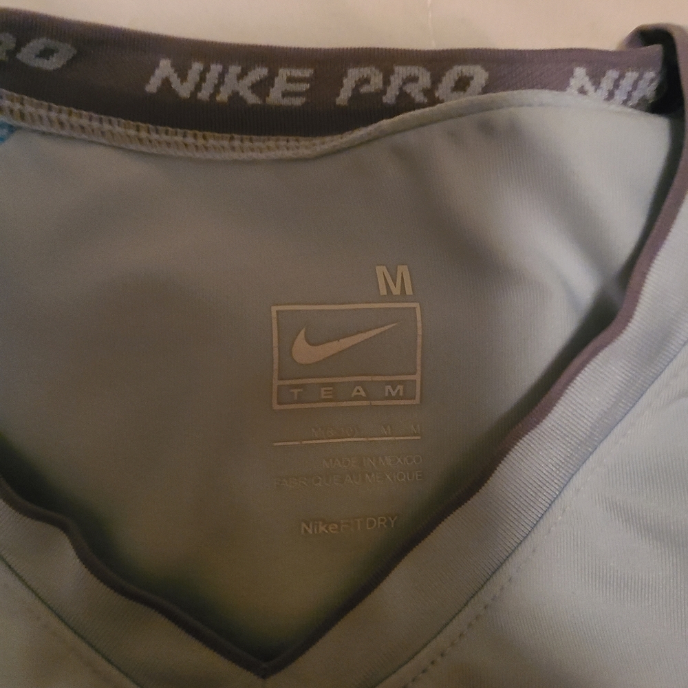 Athletic bundle - Picture 3 of 3